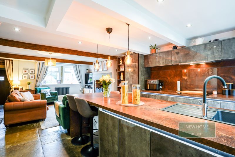 Property photo 2 of 25 Photo 8