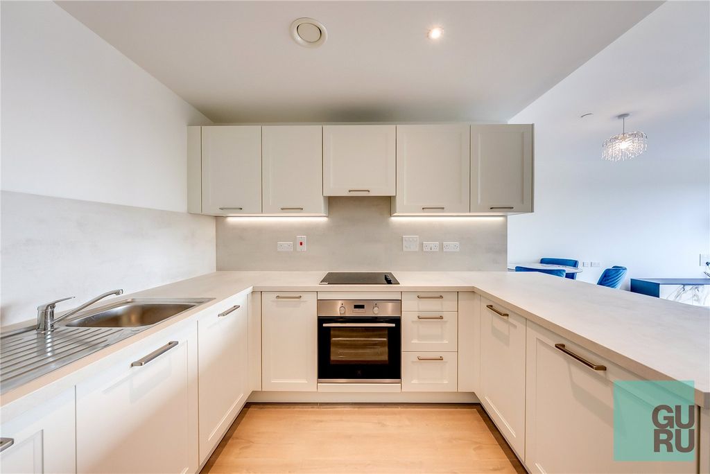 Property photo 3 of 11 Picture No. 21