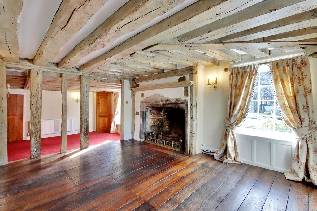 Property photo 3 of 12 Sitting Room