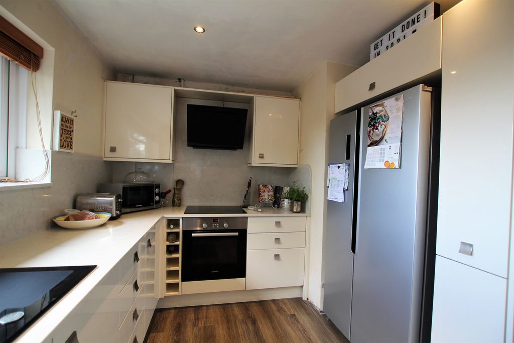 Property photo 2 of 13 Gallery