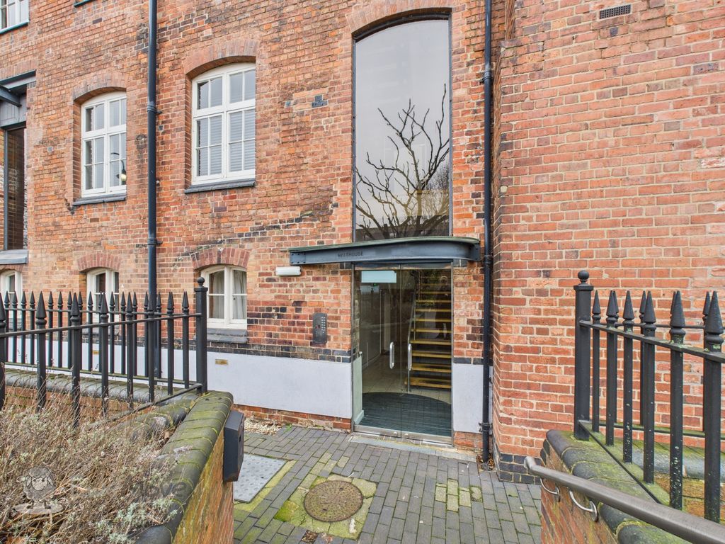 Property photo 3 of 15 Front Entrance