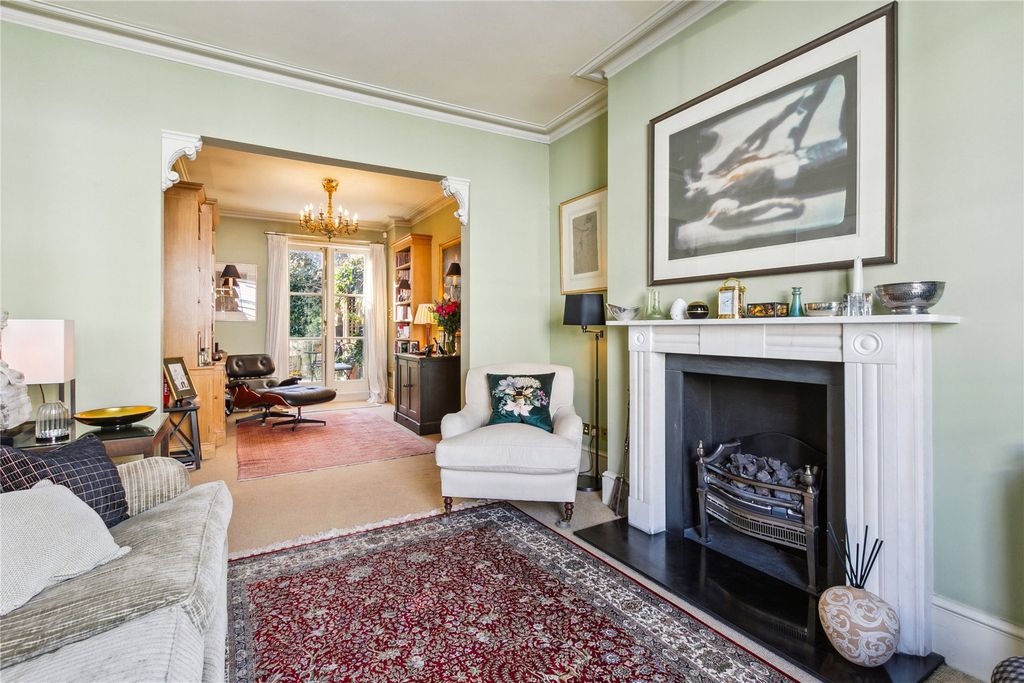 Property photo 3 of 18 Drawing Room