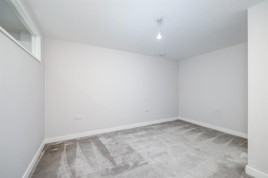 Property photo 3 of 10 0001.Jpg