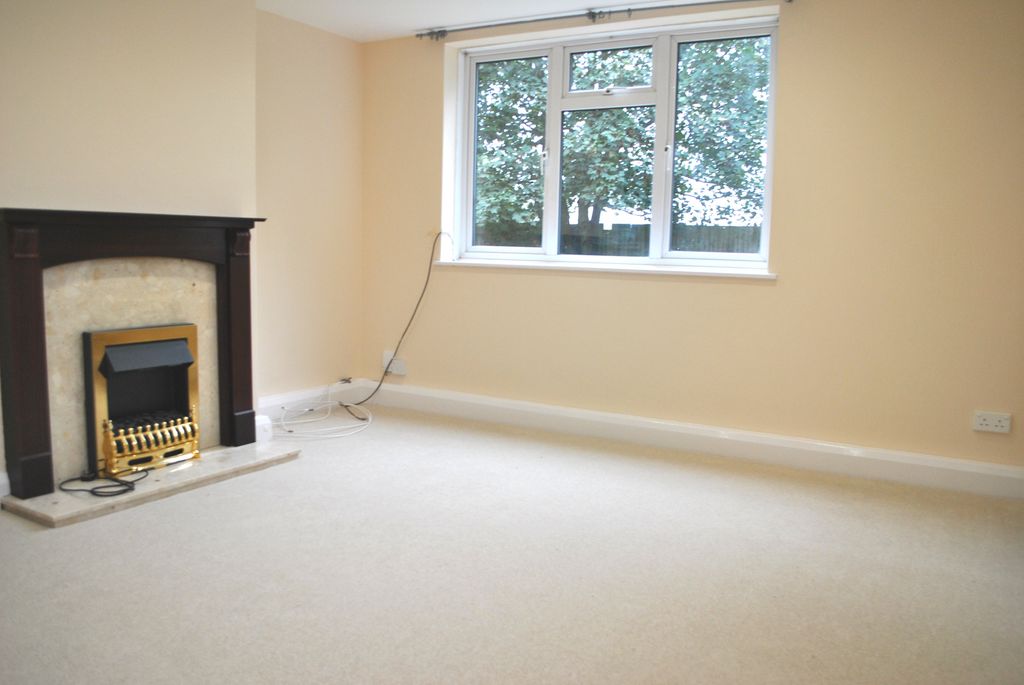 Property photo 3 of 8 5457243