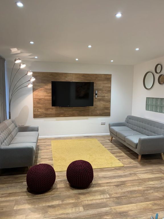 Property photo 2 of 6 Living Room