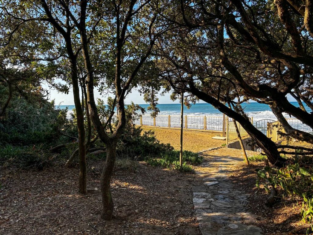 Property photo 3 of 27