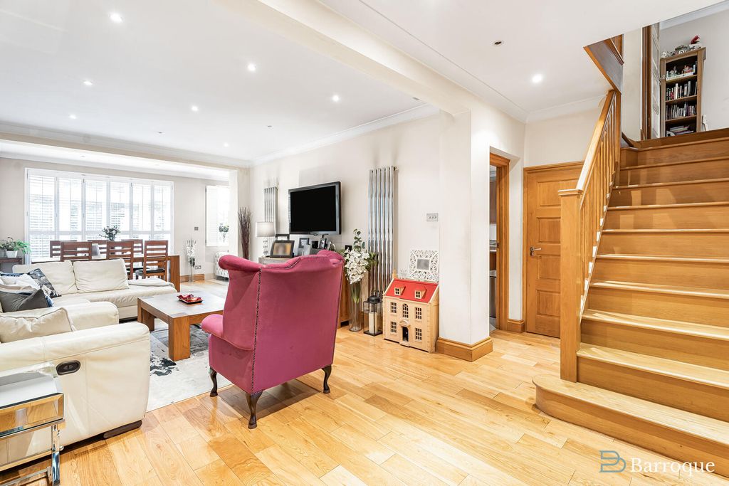 Property photo 2 of 38 Living Room