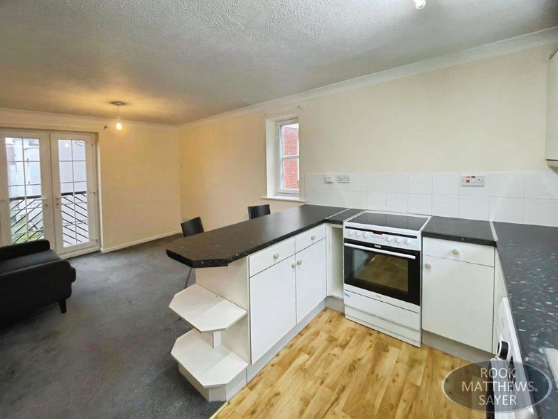 Property photo 2 of 6 Photo 5