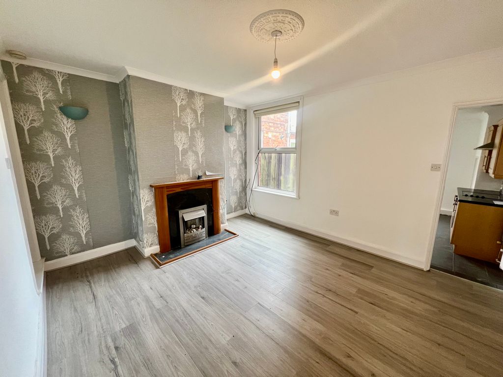 Property photo 3 of 7 Reception Room