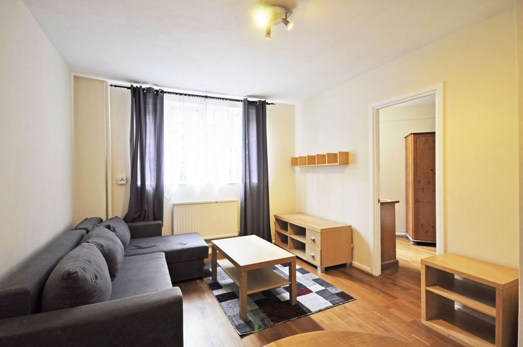 Property photo 1 of 9 Photo 13