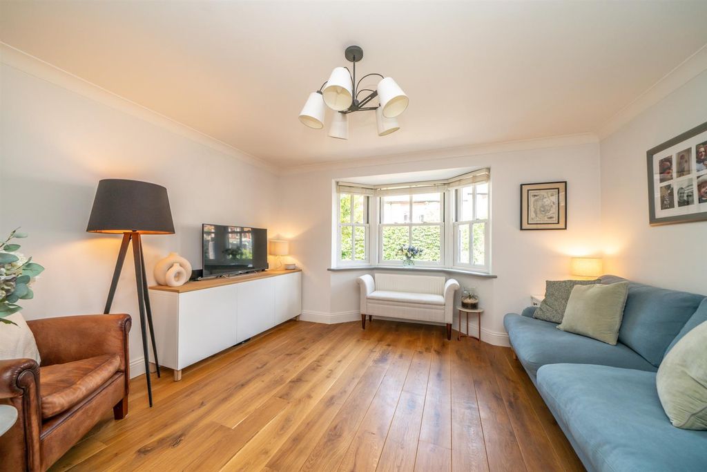 Property photo 2 of 28 1B-Folly-Lane-1008.Jpg