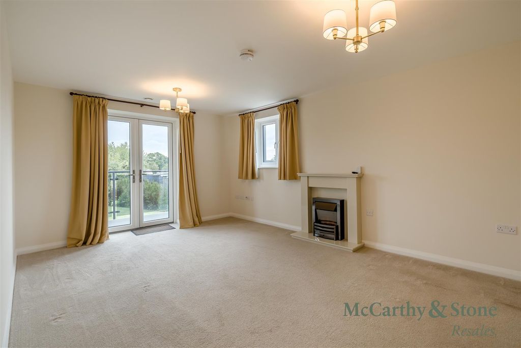 Property photo 3 of 43 8703013-Interior03.Jpg