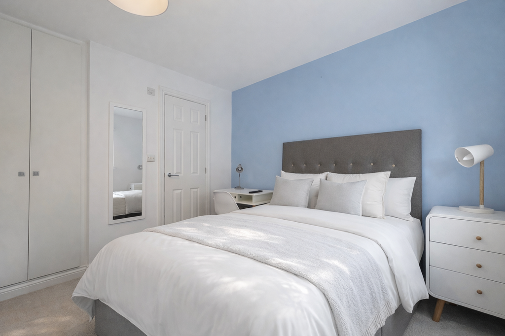 Property photo 1 of 12 Curzonn