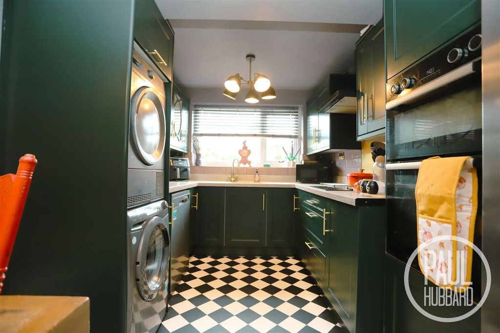 Property photo 3 of 21 Img_9718-2.Jpg