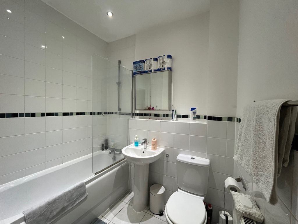 Property photo 2 of 9 Photo 2