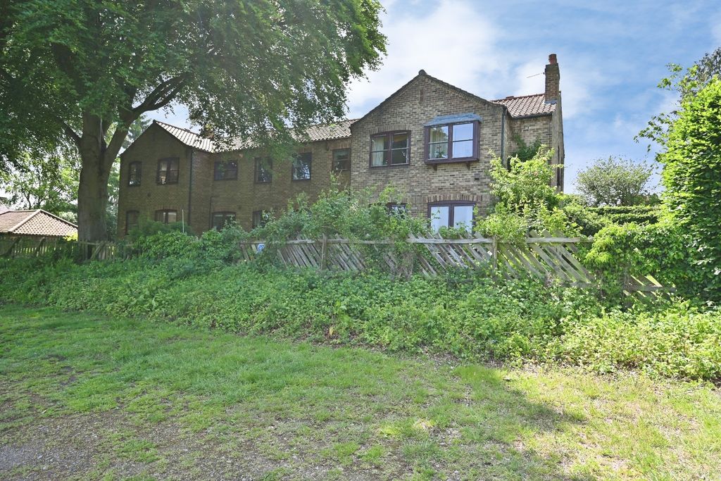 Additional image 19 of 3 bed flat for saleThe Wickets, Studley Road, Ripon HG4