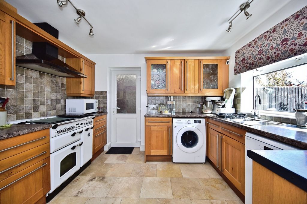 Property photo 2 of 19 Pbox-Img.Jpg