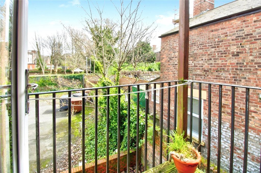 Property photo 2 of 10 Picture No. 02