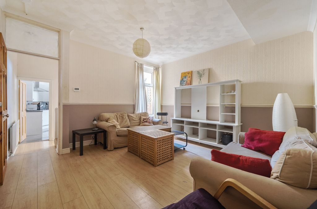 Property photo 2 of 12 1486081-2-6A468Fc...