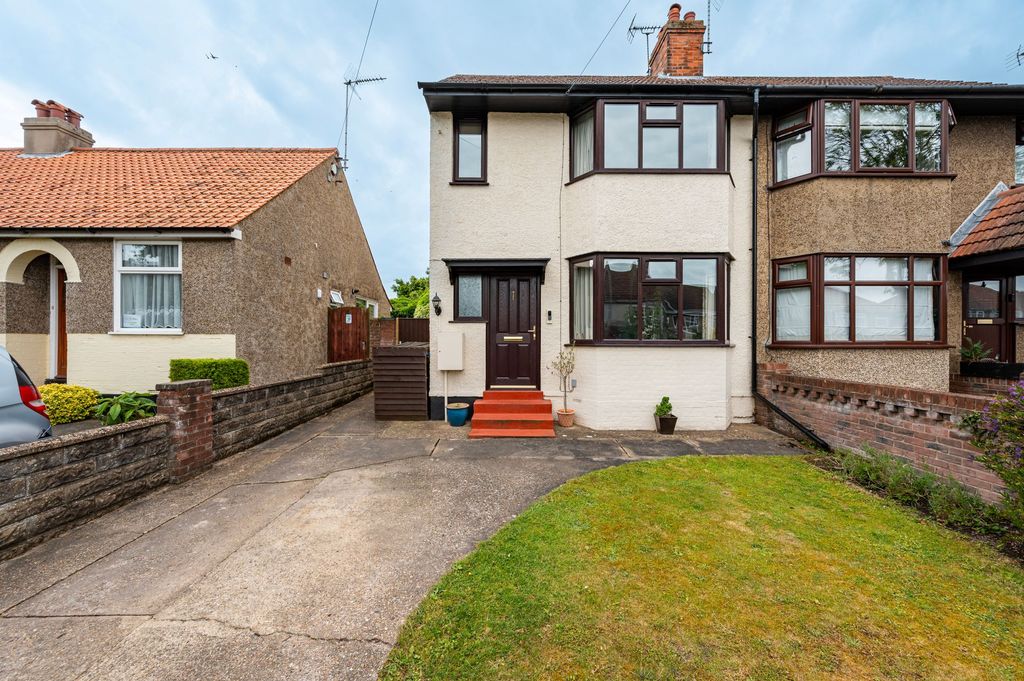 Property photo 1 of 21