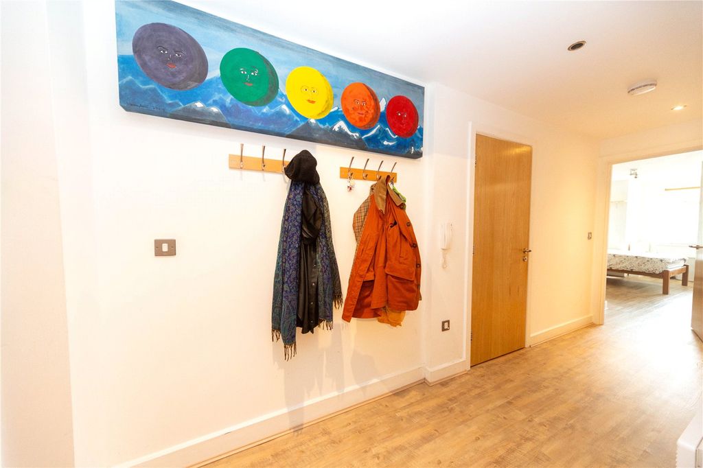 Property photo 3 of 11 Picture No. 04