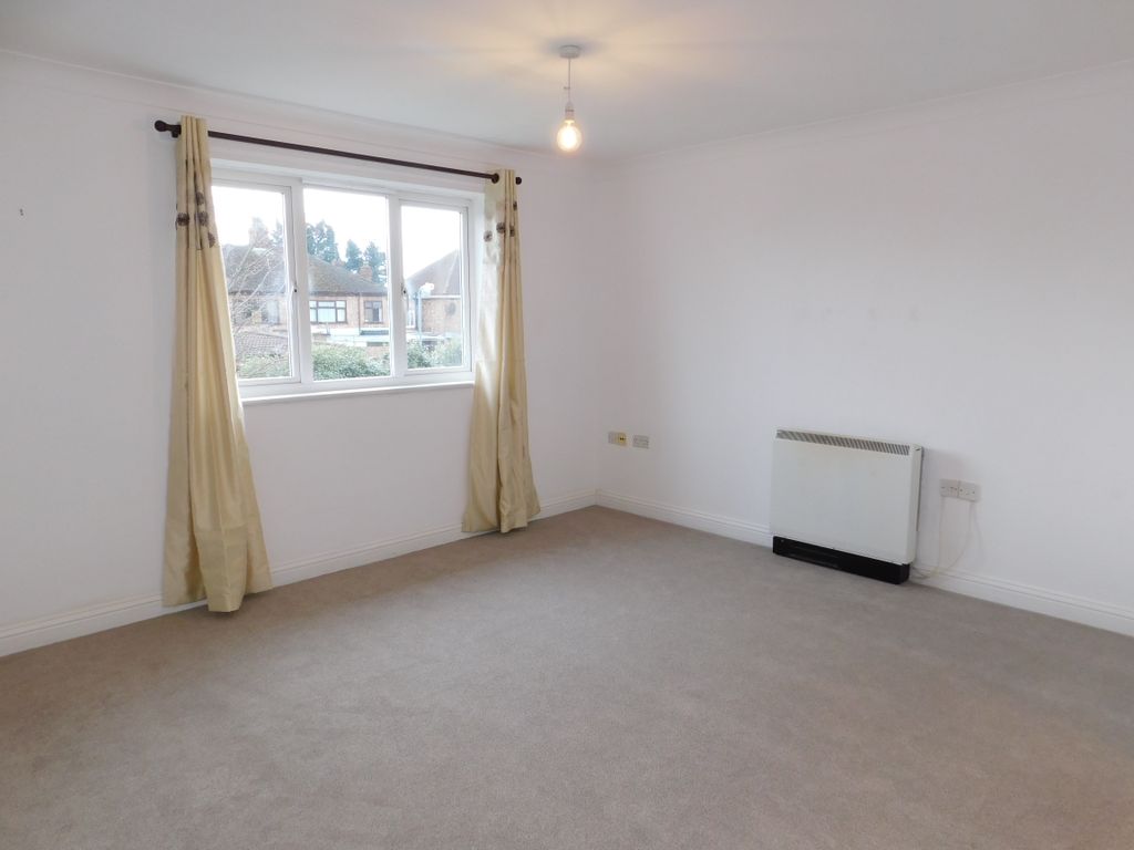 Property photo 3 of 18