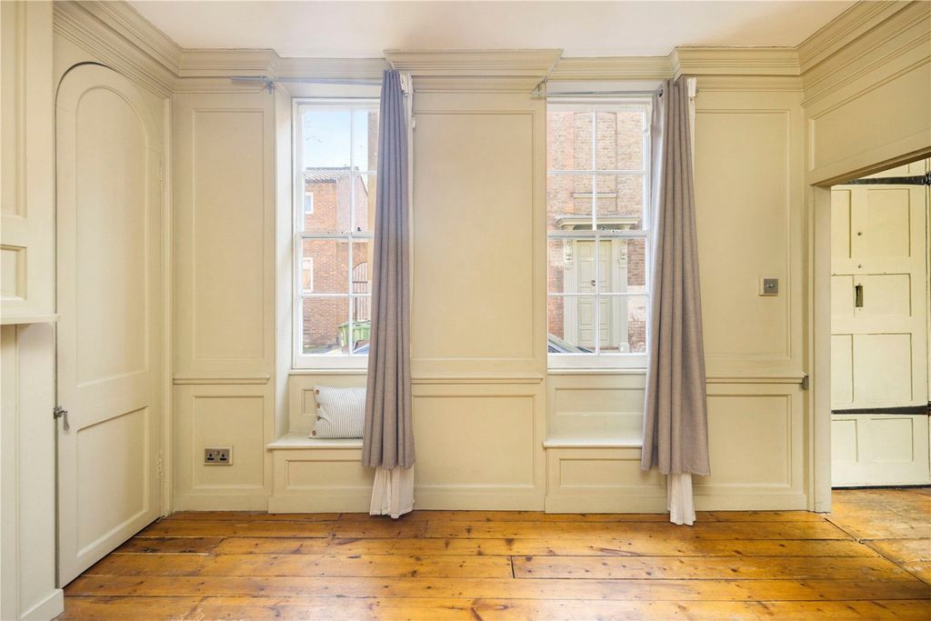 Property photo 3 of 11 Picture No. 05