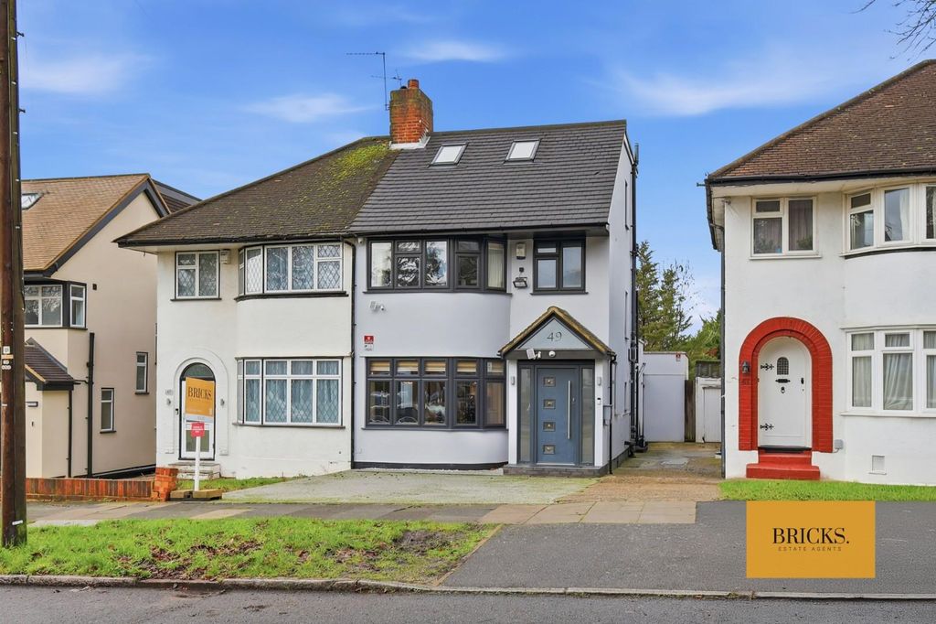 Property photo 1 of 23