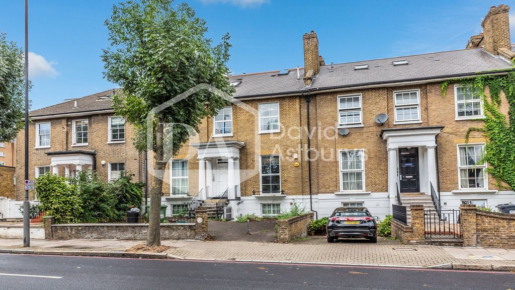 Property photo 3 of 8