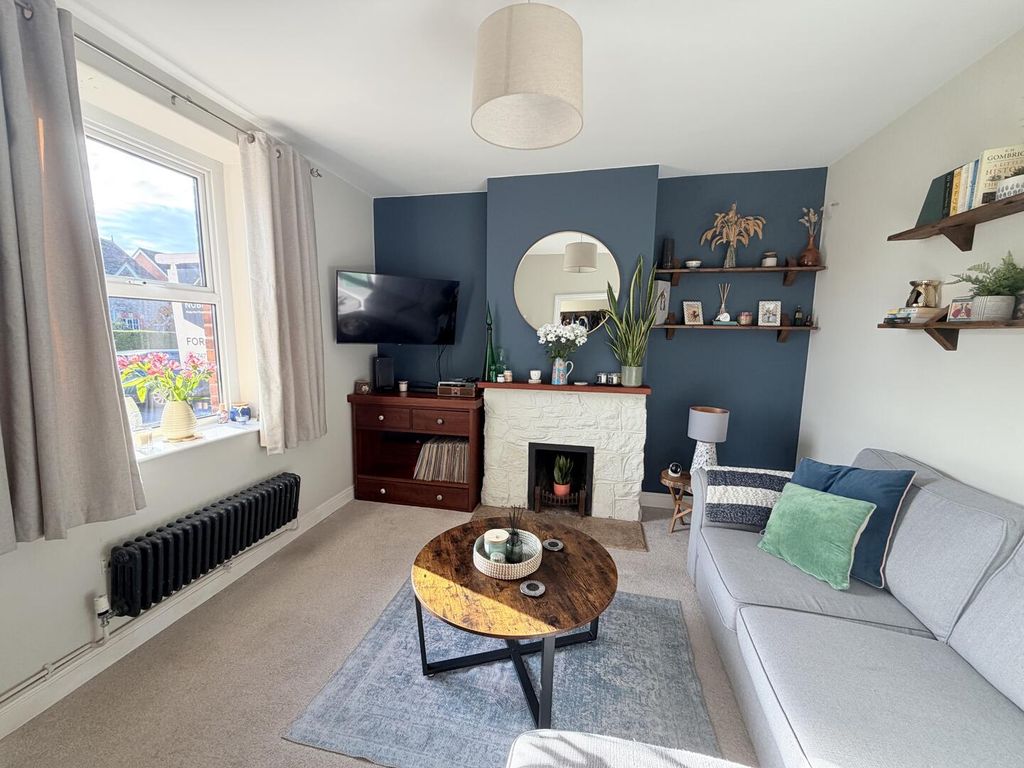 Property photo 3 of 9 Living Room