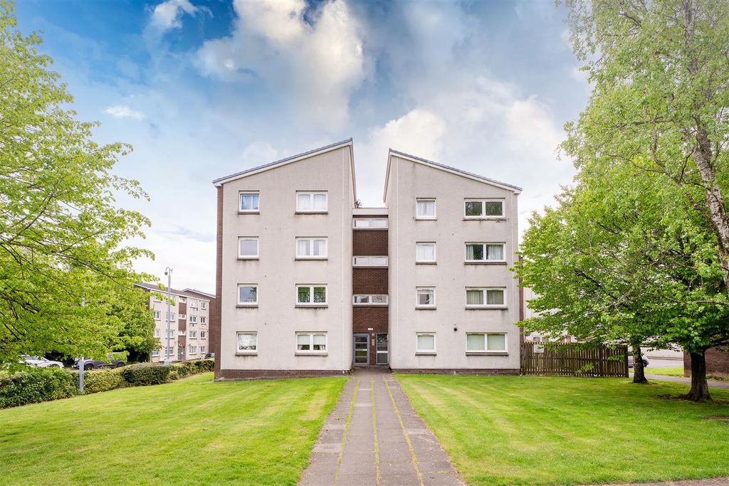 Property photo 1 of 16 11Burnbank-16.Jpg