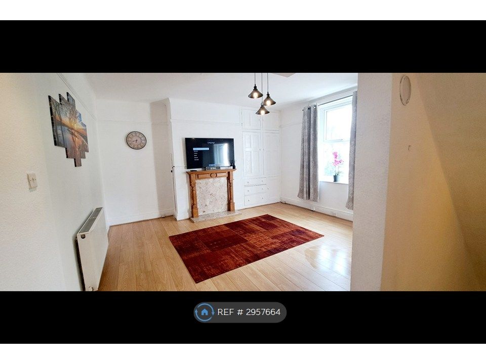Property photo 1 of 25