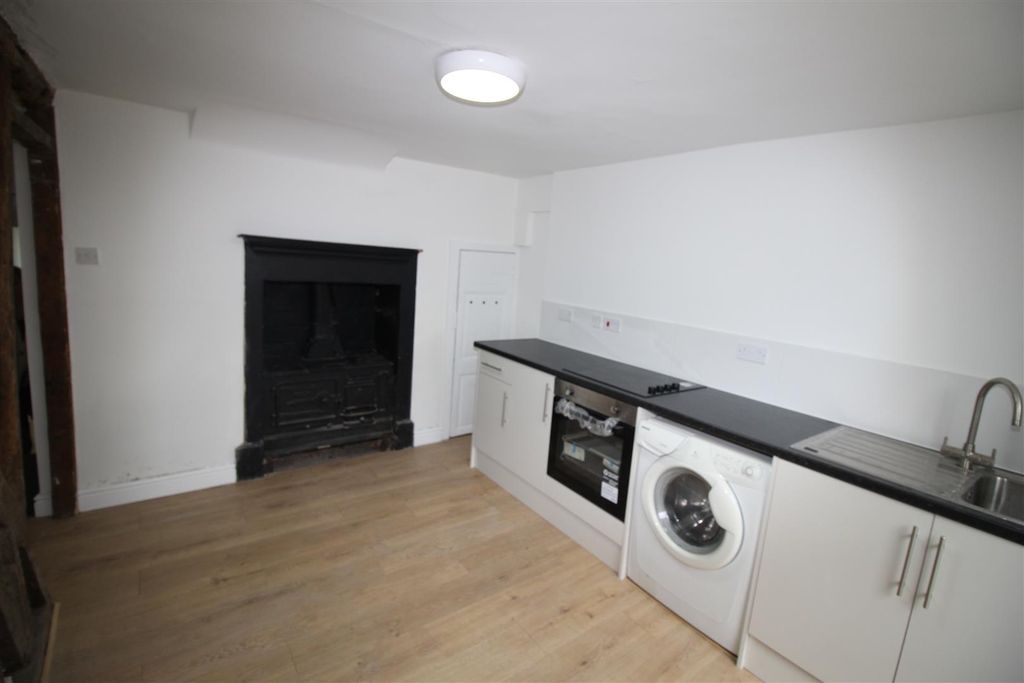 Property photo 3 of 8 Img_5447.Jpg