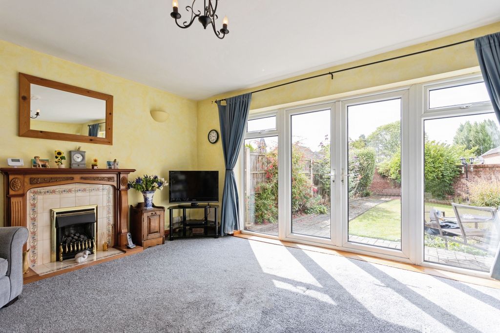 Property photo 2 of 15