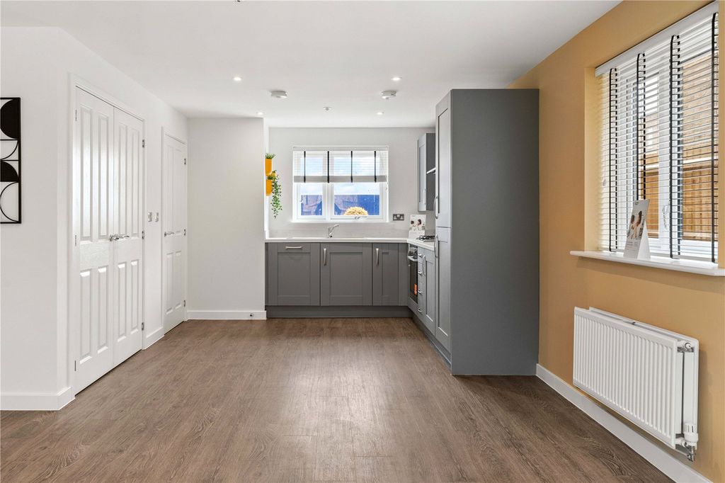 Property photo 3 of 10 Picture No. 10