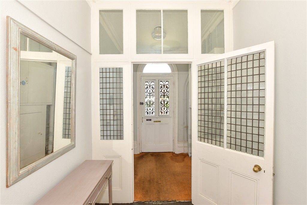 Property photo 3 of 9 Hallway