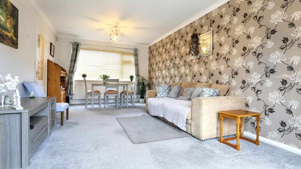 Property photo 3 of 15 Img_3287