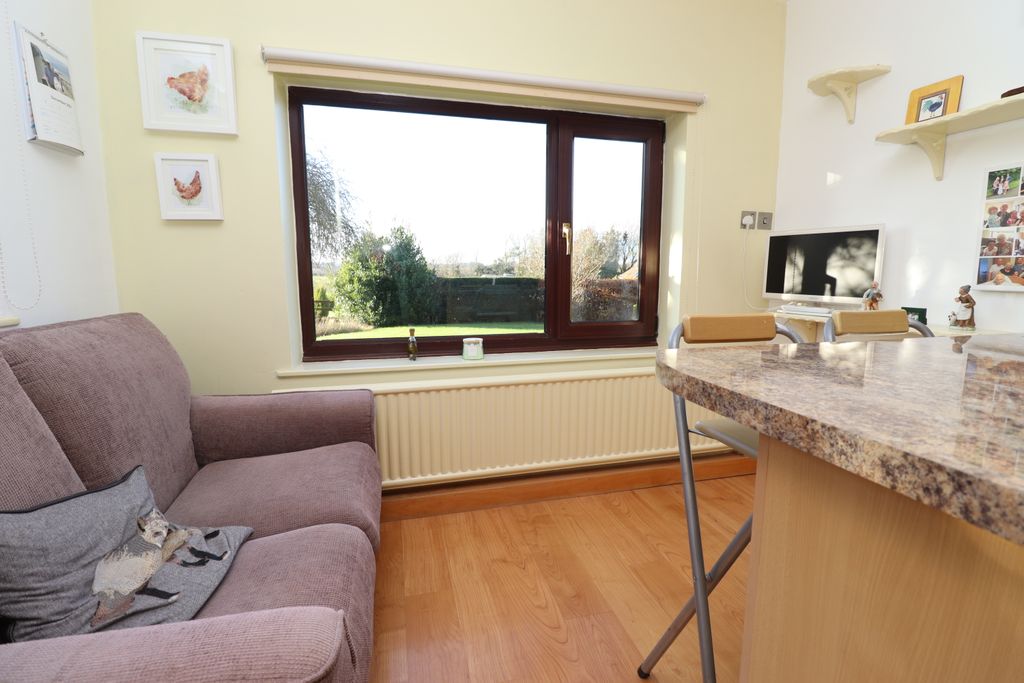 Property photo 3 of 30 Img_4532