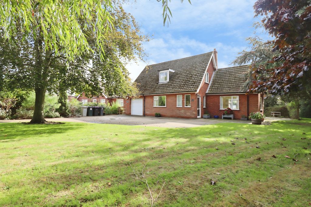 Property photo 1 of 33 d3B05781-Img_2703