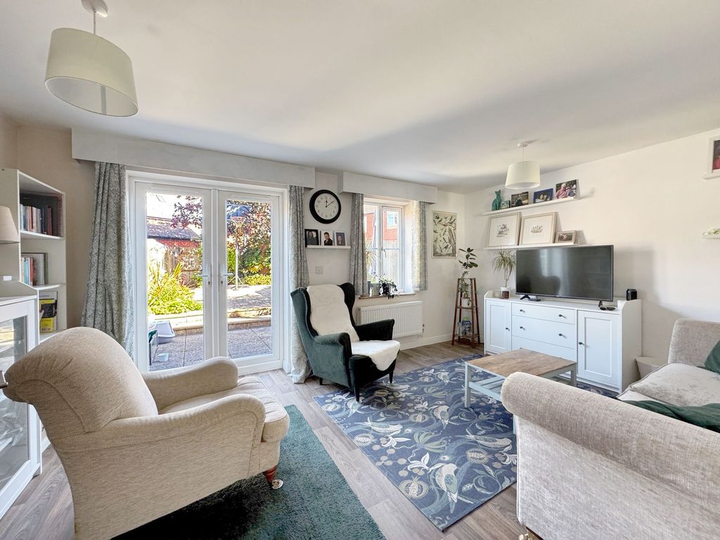 Property photo 3 of 13