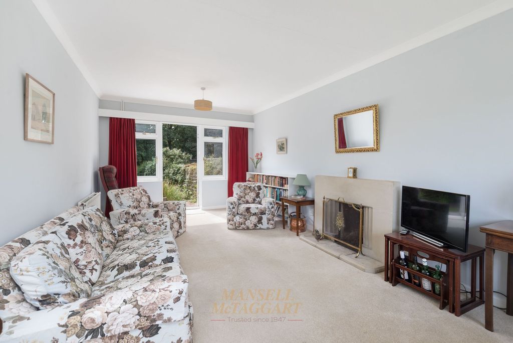 Property photo 2 of 19