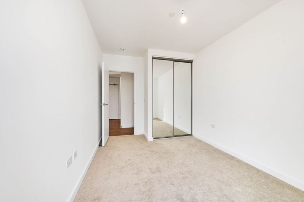 Property photo 3 of 15 Kfh_-_Transport_Hous