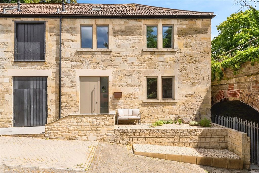 Property photo 1 of 25 Picture No. 44