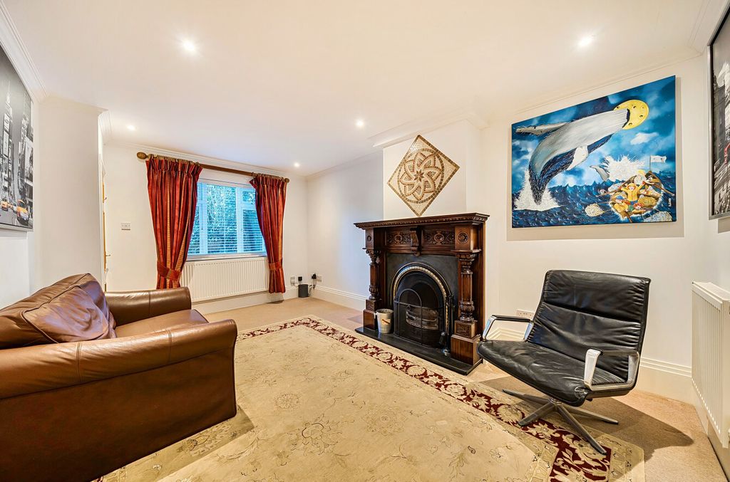 Property photo 2 of 24 1394143-20-69456d...