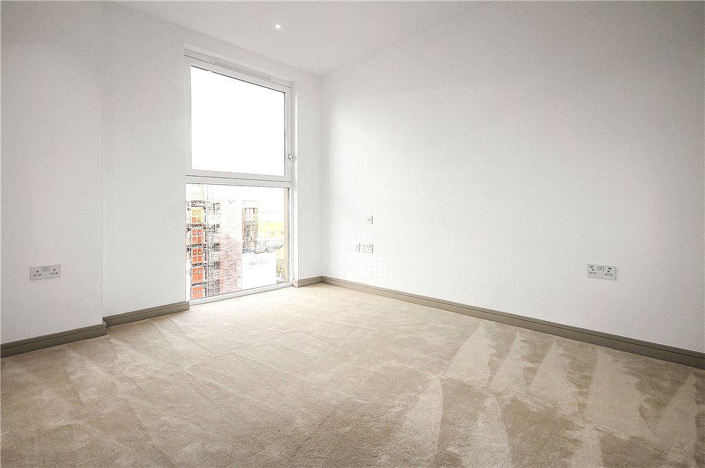 Property photo 2 of 11 Bedroom