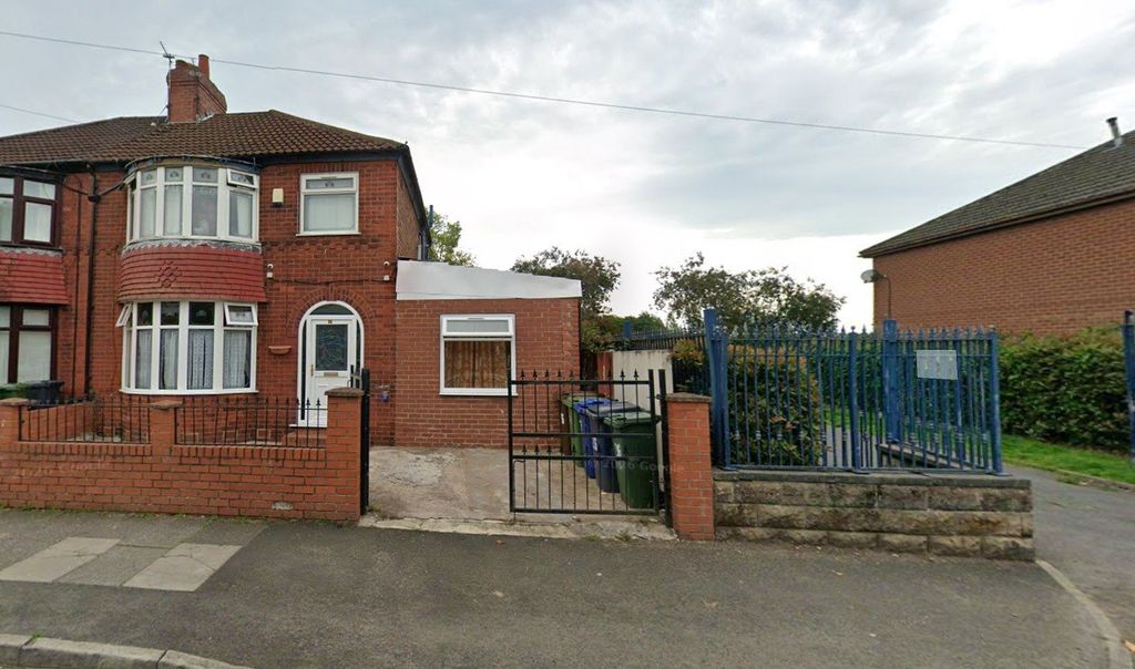 Property photo 1 of 1 To Let €“ Beautifully Renovated 3/4 Bedroom Semi-Detached Family Home