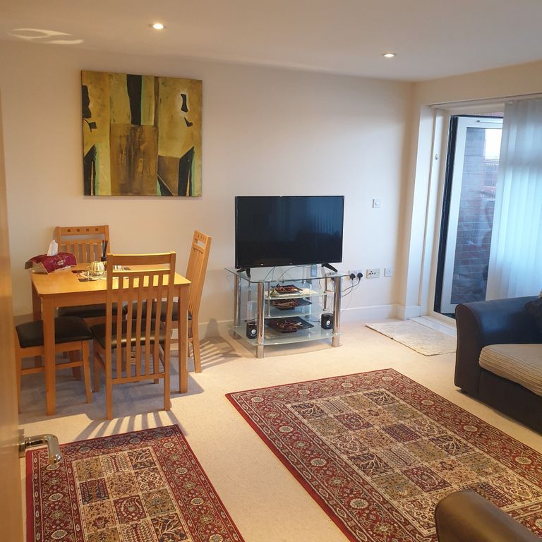 Property photo 2 of 9
