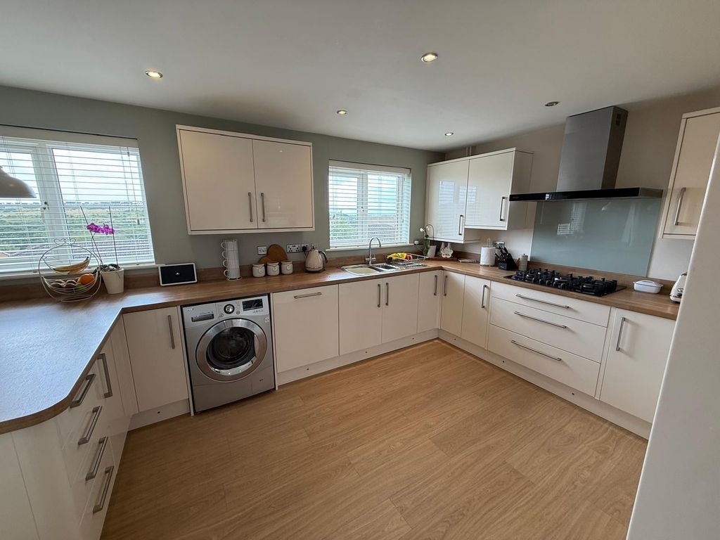 Property photo 2 of 26 Not Specified