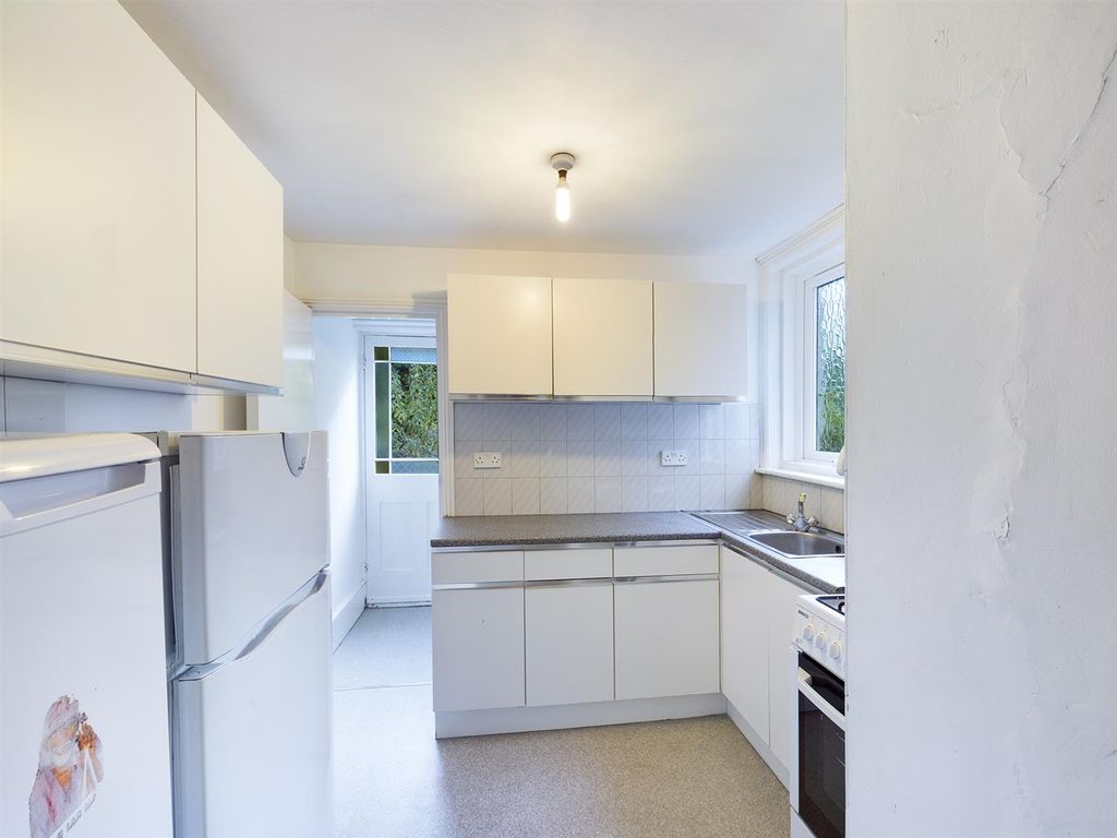 Property photo 3 of 13 Cam00159P1-Pr0161-Still07.Jpg