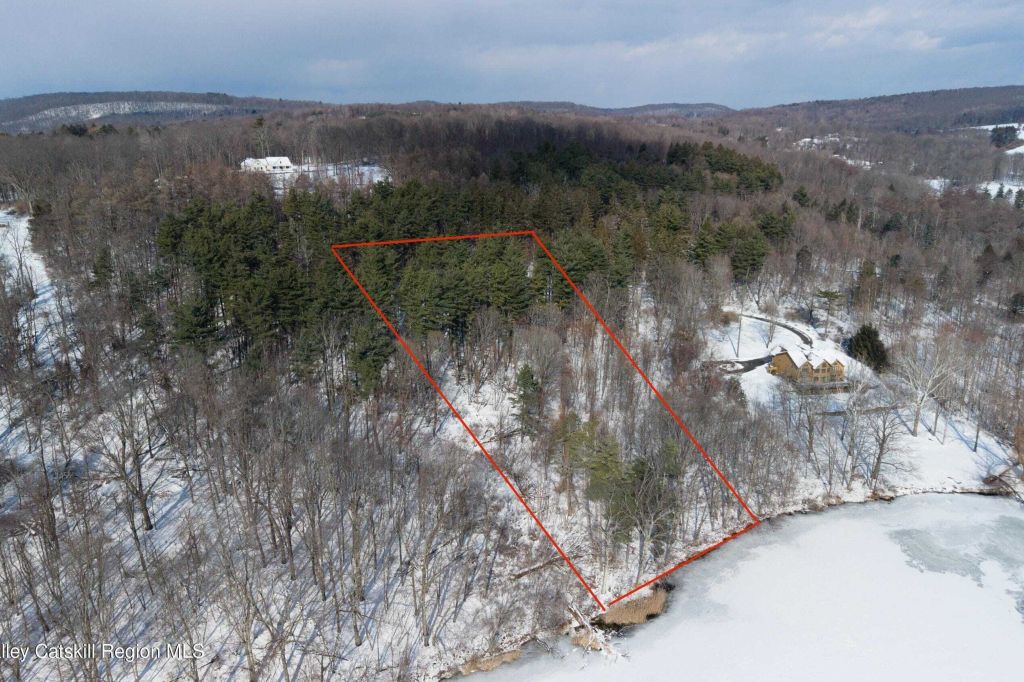 Property photo 1 of 4